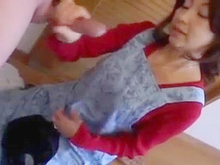 Thai MILF Gets Fucked in Tokyo by Nippon Man