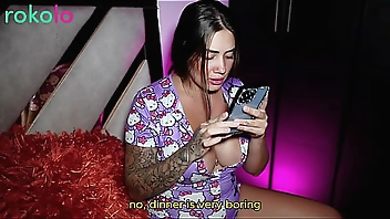 I find my stepbrother on a dating app and I seduce him to fuck him and make him fill me with his cum - Sara Blonde